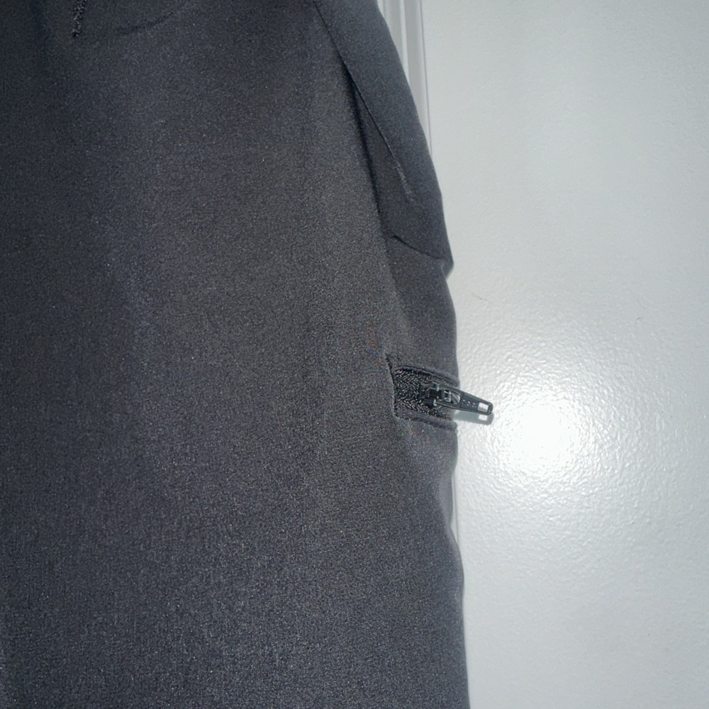 Lee's Tri-Flex Men's Shorts, Size W 42, Color Gray, Lightweight Pre-Owned - Picture 5 of 8